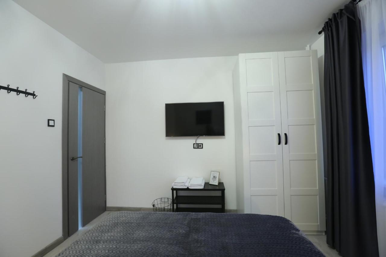 Comfy 2 Room Apartment - Free Parking - 350Mbps Wifi - Netflix Kowno Zewnętrze zdjęcie