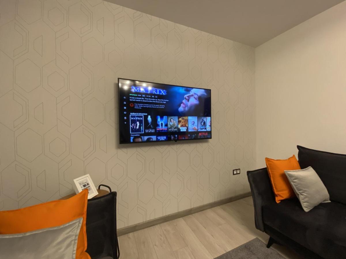 Comfy 2 Room Apartment - Free Parking - 350Mbps Wifi - Netflix Kowno Zewnętrze zdjęcie
